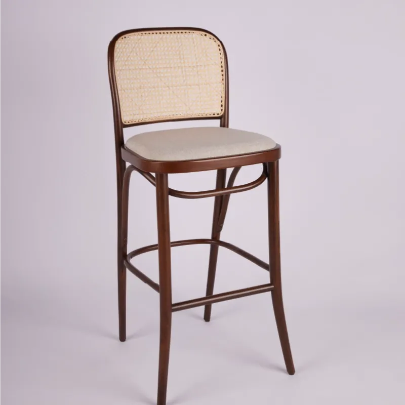 Shod Thonet Bar Sandalyesi – Ceviz